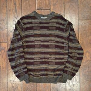 Vintage 90s Retreat 3D Style Knit Sweater